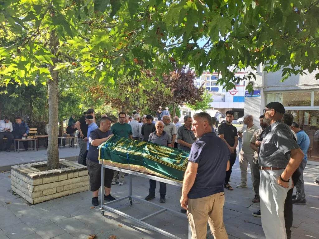 Manşet: Marel Vakfı Kurucu Üyesi Gürbüz Böler’in Baldızı Vefat Etti