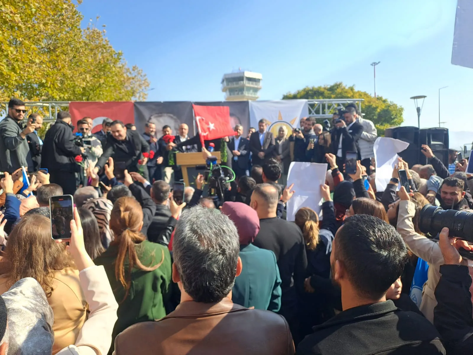 Manşet: AK PARTİ İL BAŞKANI ELAZIĞDA