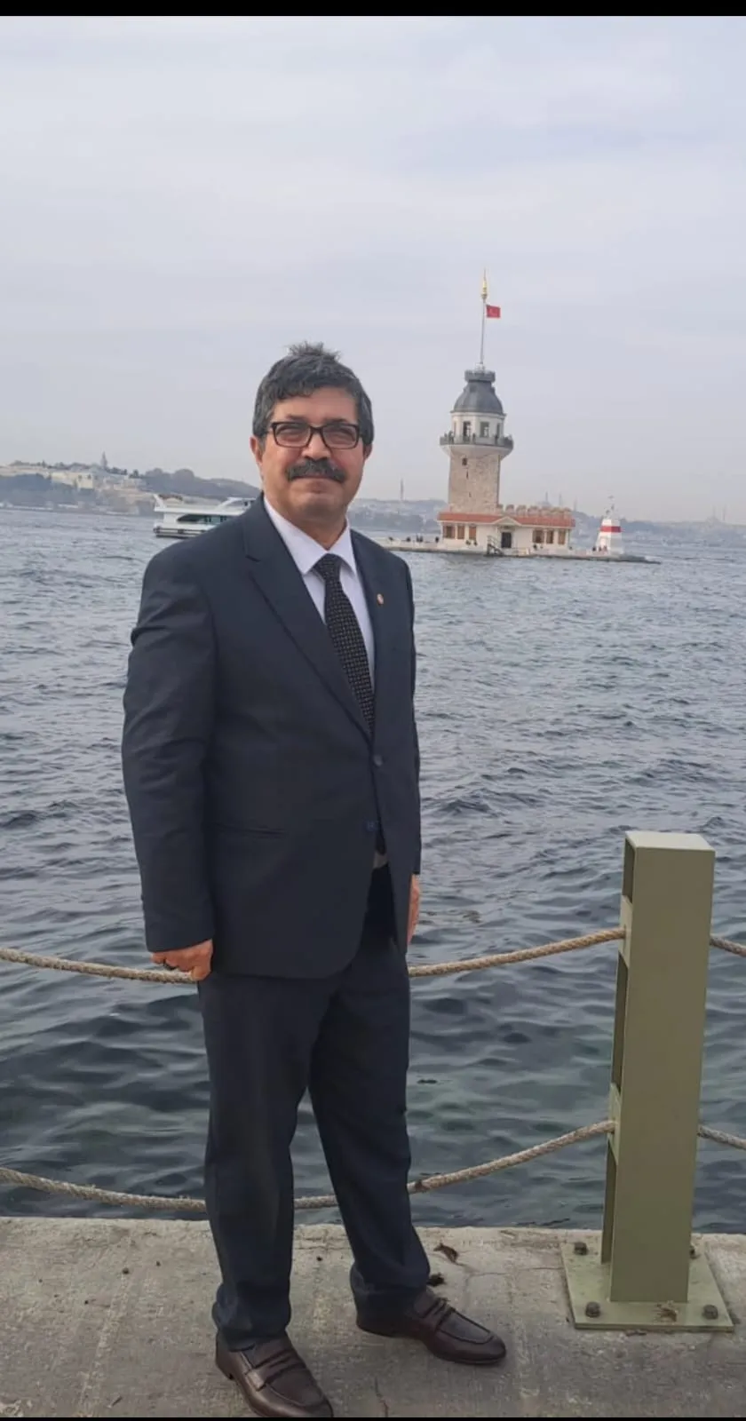 Manşet: HARSİAD BAŞKANI HASAN BİLGE'DEN ÖĞRETMENLER GÜNÜ MESAJI