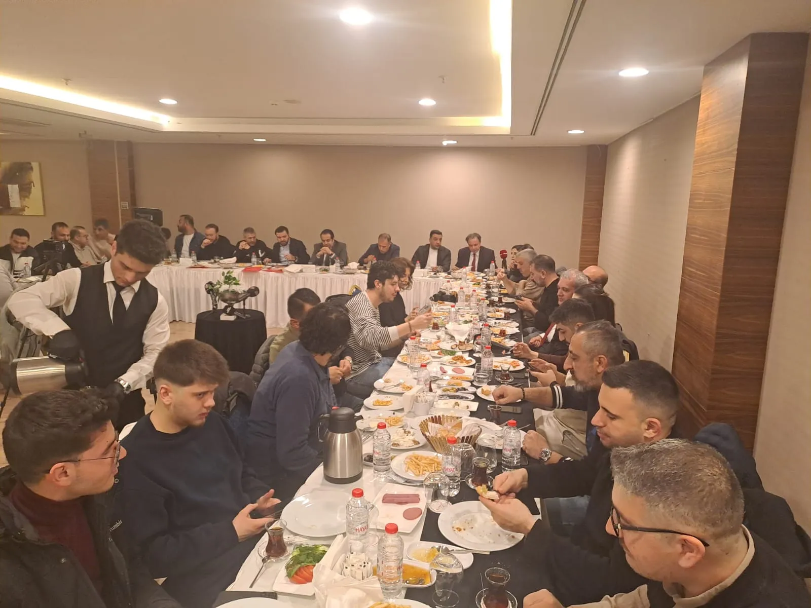 Manşet: ELAZIĞSPOR GAZETECİLER İLE KAHVALTIDA BULUŞTU