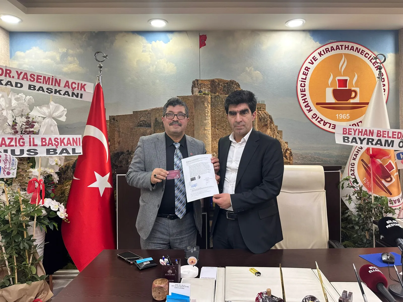 Manşet: BİLGE MEDYA 23, İLK KARTVİZİT 23 PROTOKOLÜNÜ İMZALADI