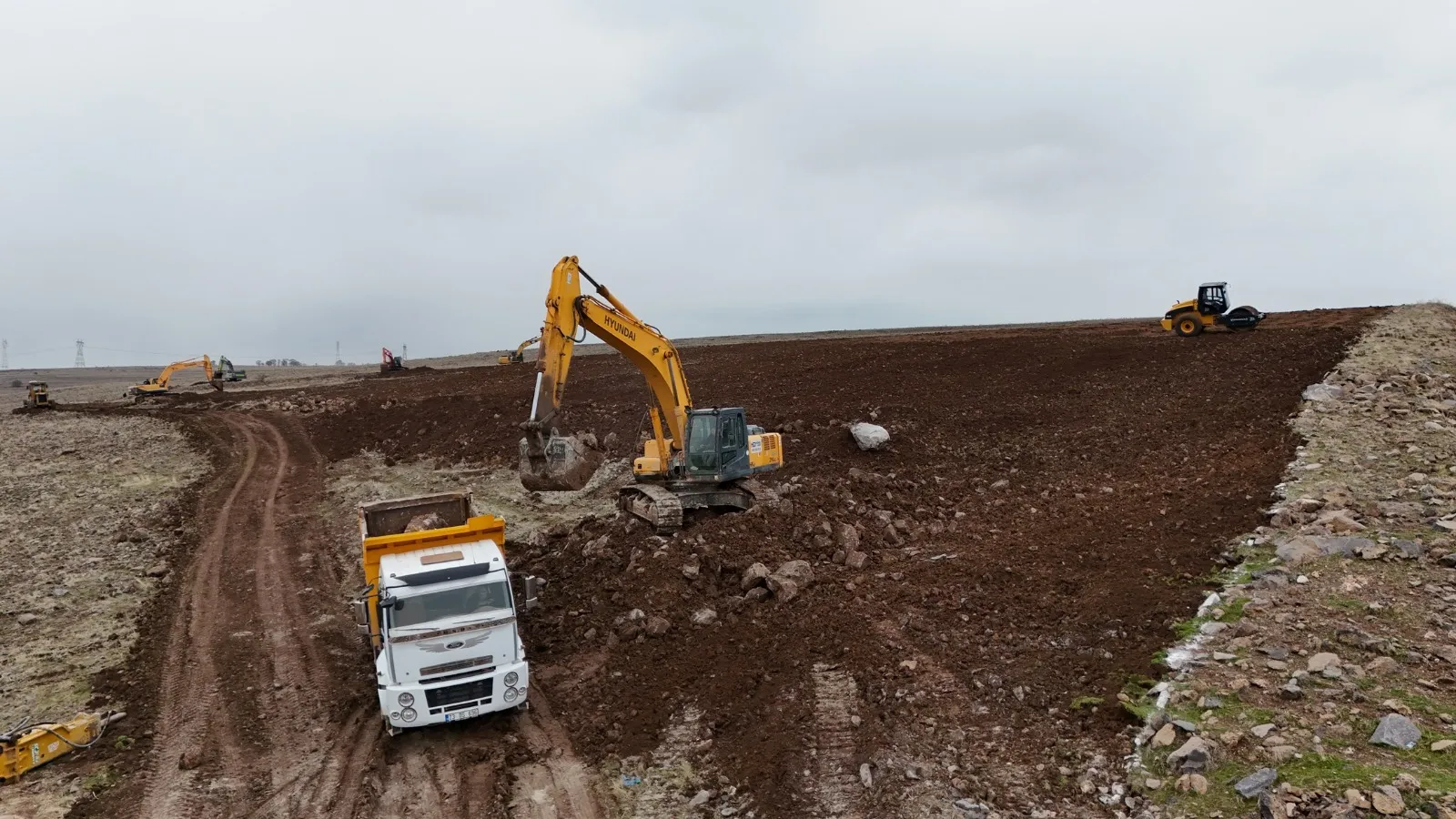 Manşet: ÇEVRE DOSTU YATIRIMLAR ELAZIĞ’A DEĞER KATIYOR