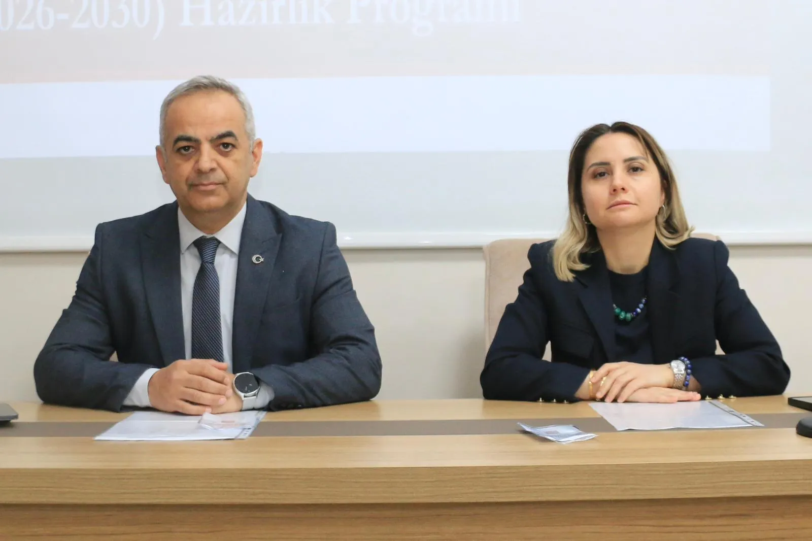 Manşet: ELAZIĞ'DA KADINA YÖNELİK ŞİDDETLE MÜCADELE ÇALIŞTAYI GERÇEKLEŞTİRİLDİ