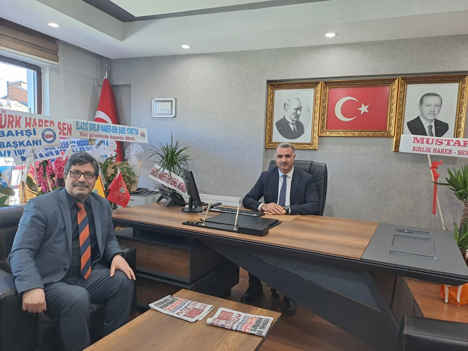 Manşet: BİLGE MEDYA 23 GRUBU OLARAK PTT BÖLGE MÜDÜRÜ MUHAMMED FATİH KARABULUT'A ZİYARET