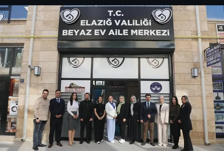 Manşet: ELAZIĞ VALİLİĞİ BEYAZ EV AİLE MERKEZİNİ HAYATA GEÇİRDİ