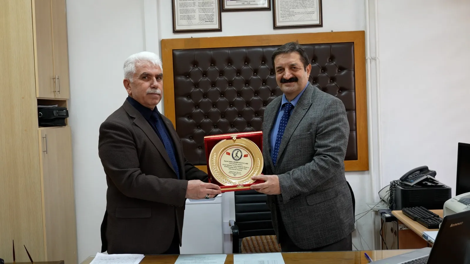 Manşet: ELAZIĞ BELEDİYESİNDEN ÖĞRENCİLERE BÜYÜK DESTEK