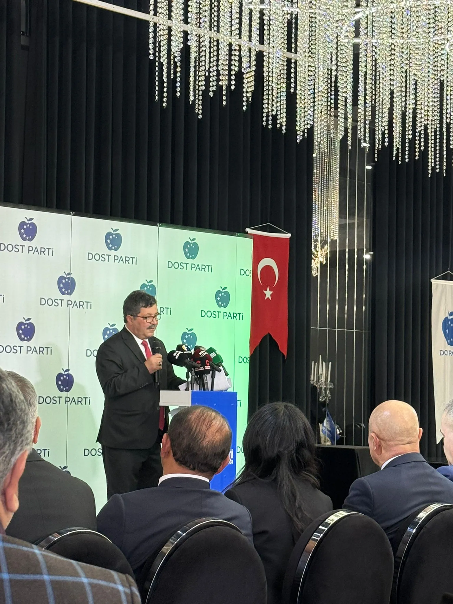 Manşet: DOST PARTİ ELAZIG İL BAŞKANIN DAN  23 NISAN AÇIKLAMASI