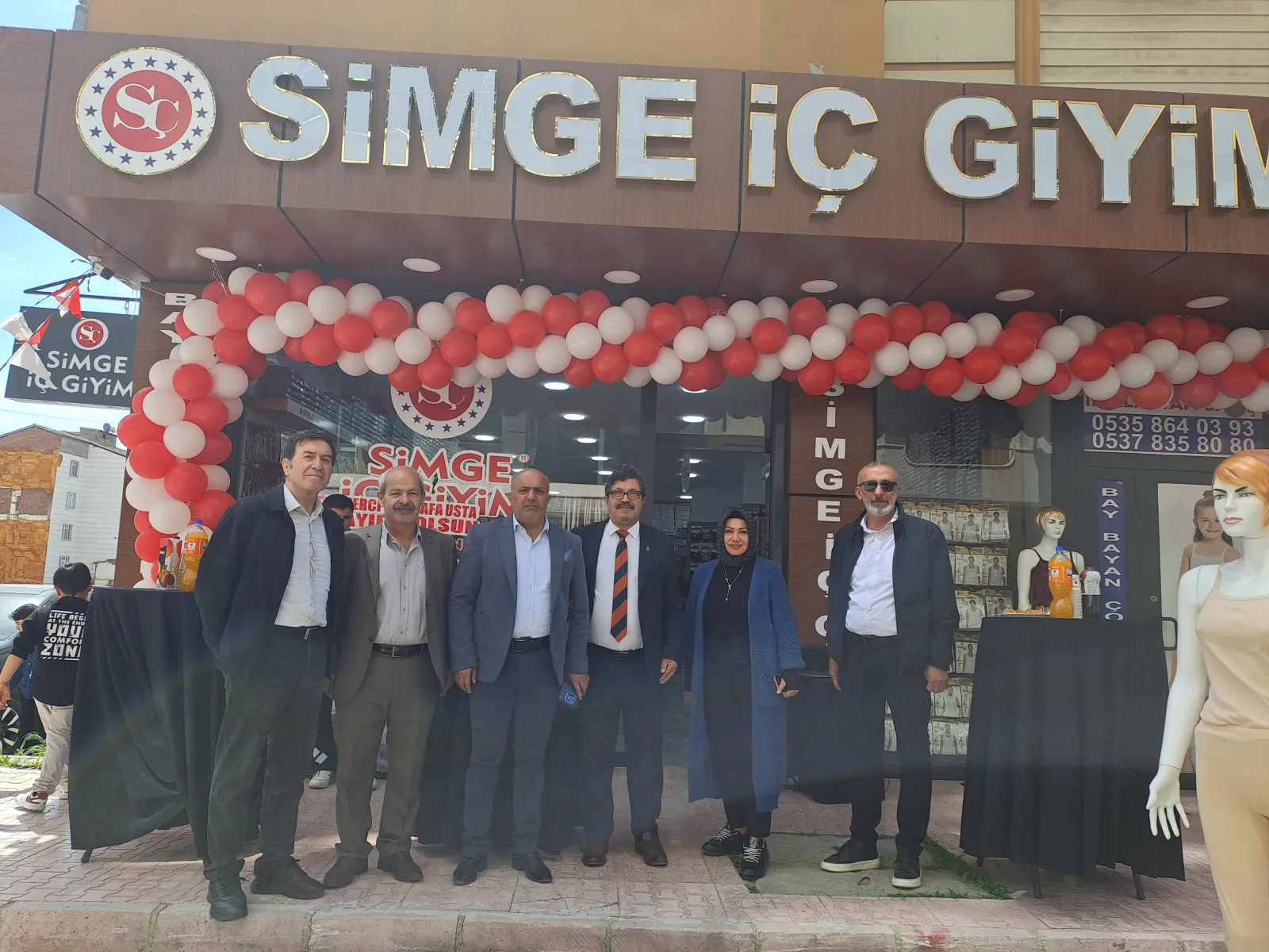 Manşet: ELAZIĞ'DA YENİ BİR İŞLETME AÇILIŞI OLDU