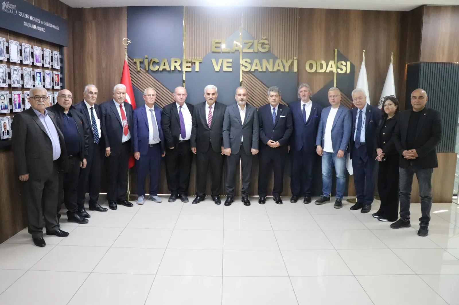 Manşet: TÜRK DÜNYASI’NDAN ELAZIĞ’A ANLAMLI ZİYARET