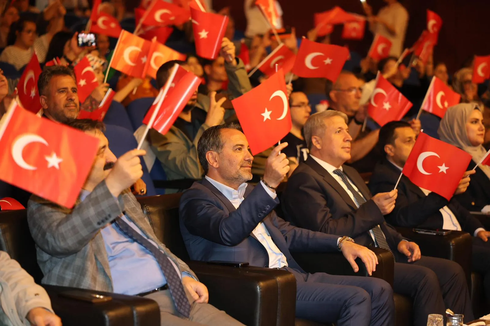 Manşet: ELAZIĞ BELEDİYESİ, ENGELLİLER HAFTASI’NDA ÇANAKKALE VE VATAN SEVGİSİ TEMASIYLA PROGRAM DÜZENLEDİ