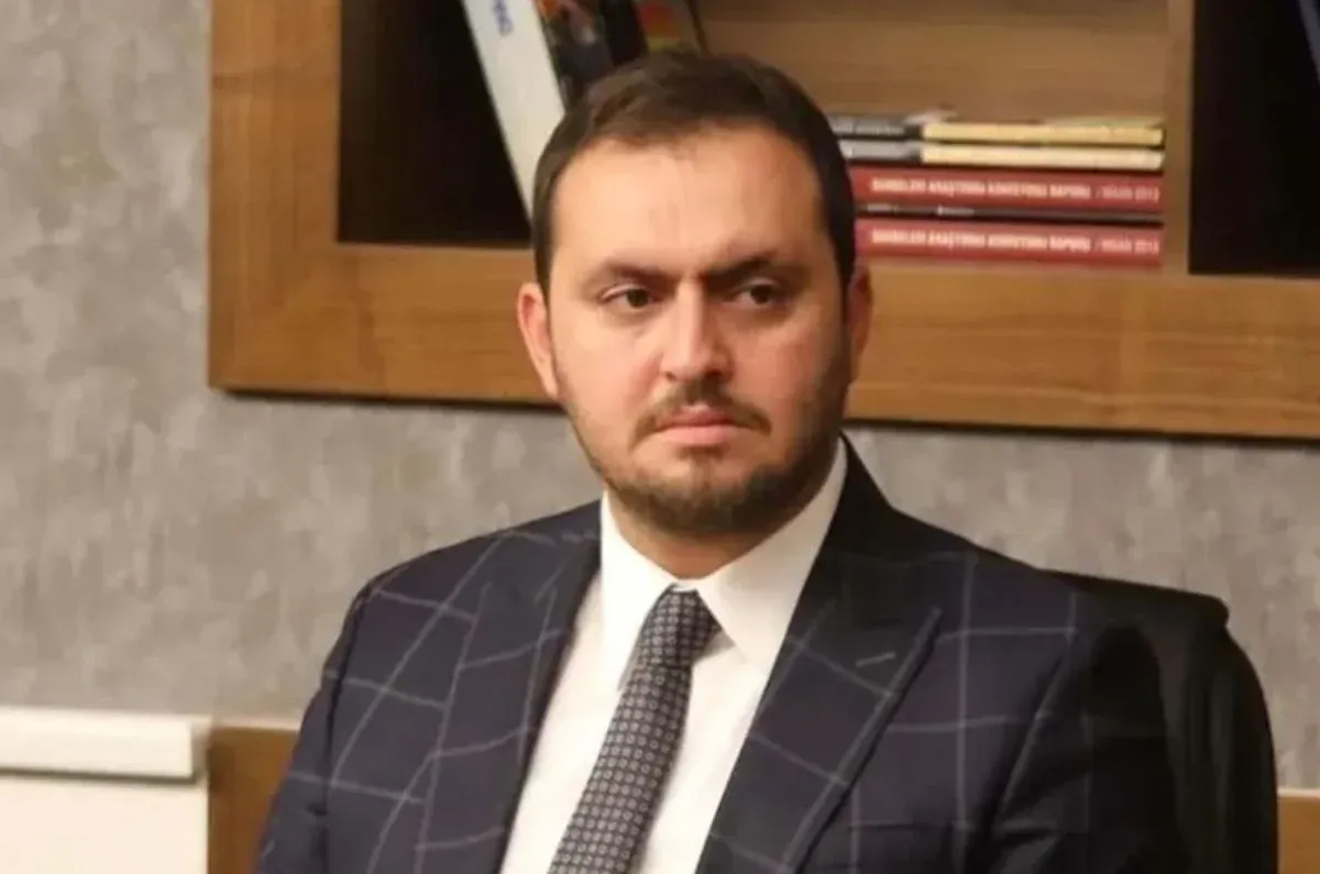 Manşet: AK PARTİ ELAZIĞ İL BAŞKANI SENCER SELMANOĞLU’DAN 19 MAYIS MESAJI