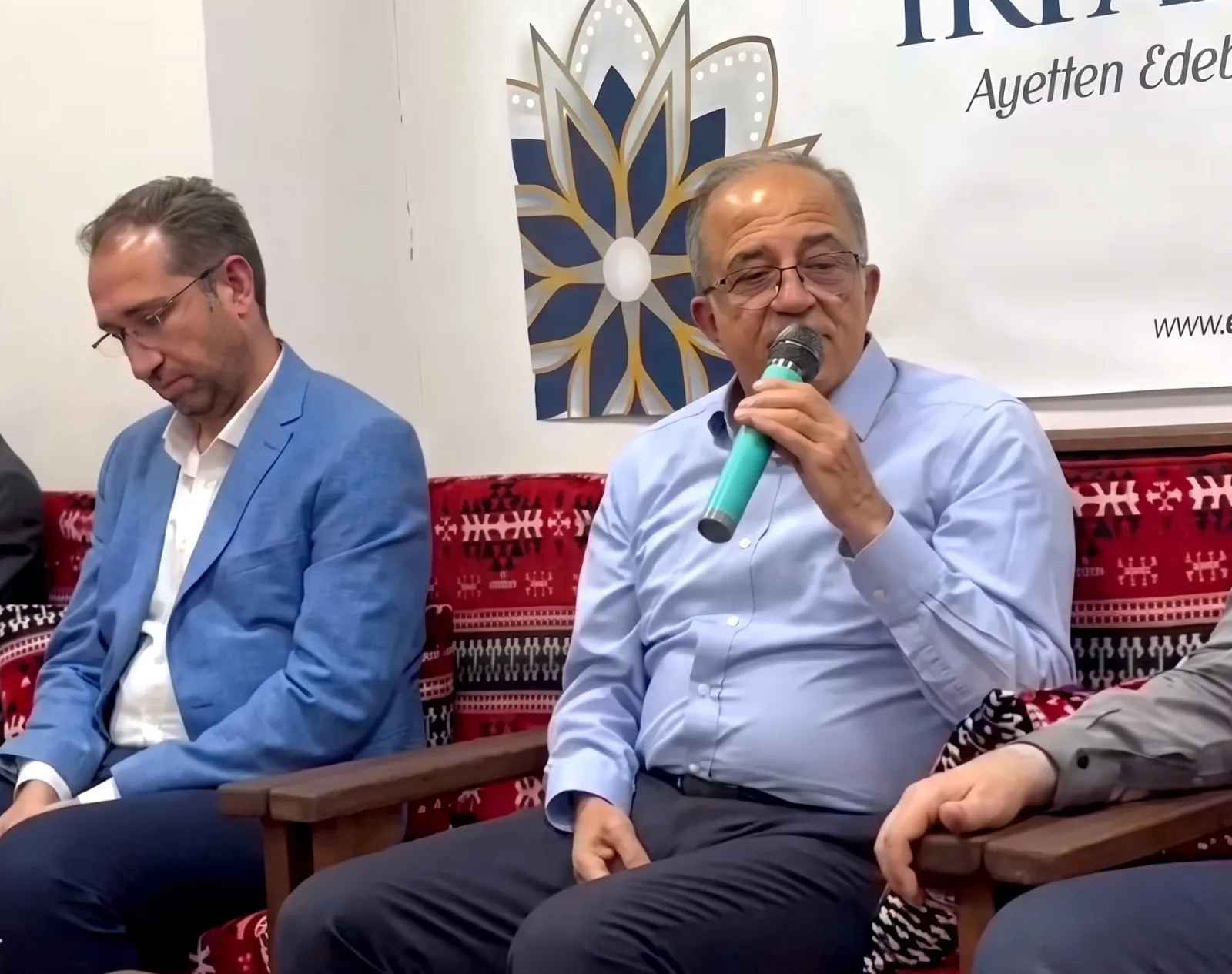 Manşet: NEFES-İ HARPUT İRFAN MECLİSİ’NDE MANEVİYAT VE MUSİKİ DOLU AKŞAM
