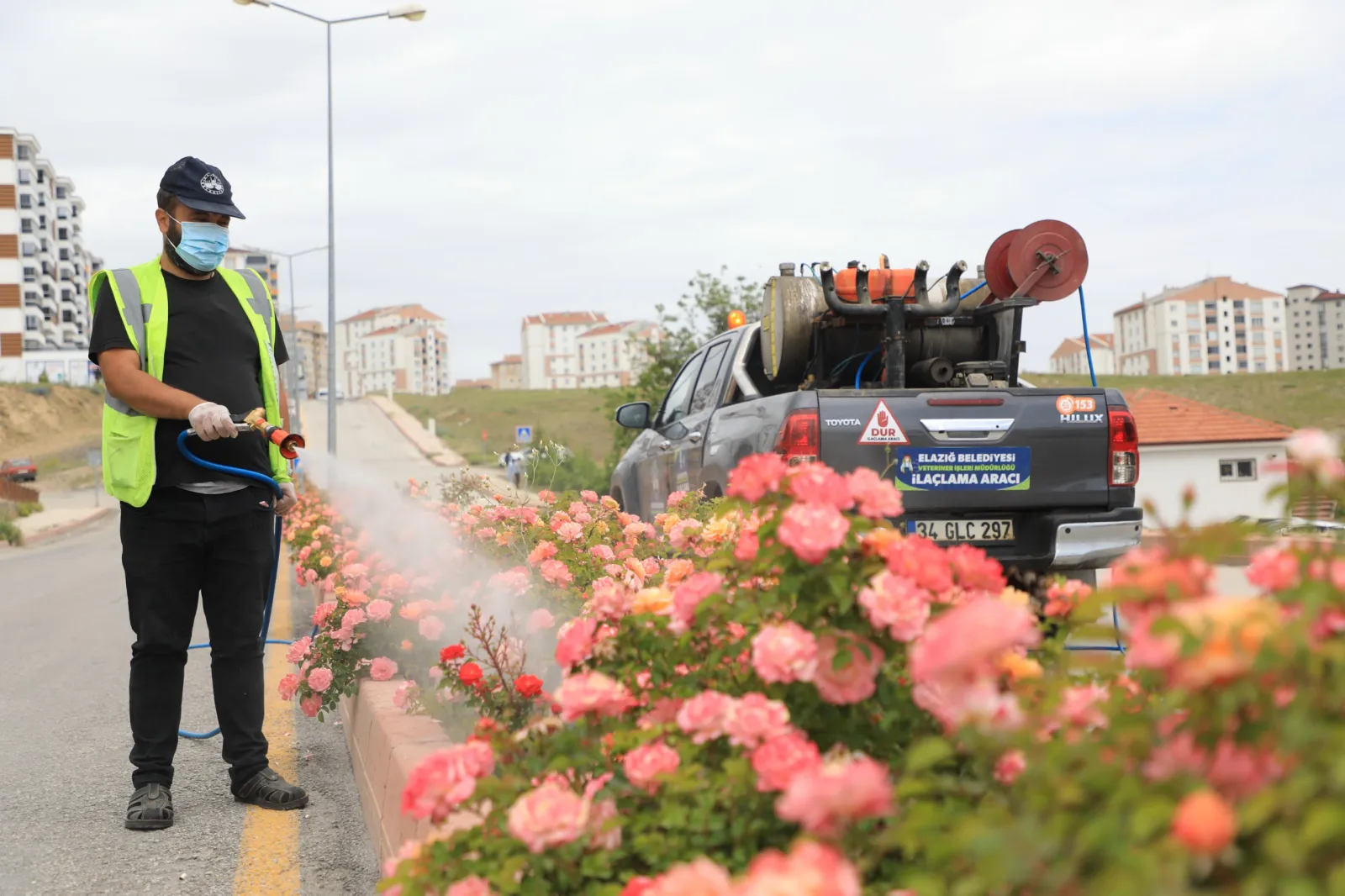 Manşet: ELAZIĞ BELEDİYESİ İLAÇLAMA ÇALIŞMALARINI SÜRDÜRÜYOR