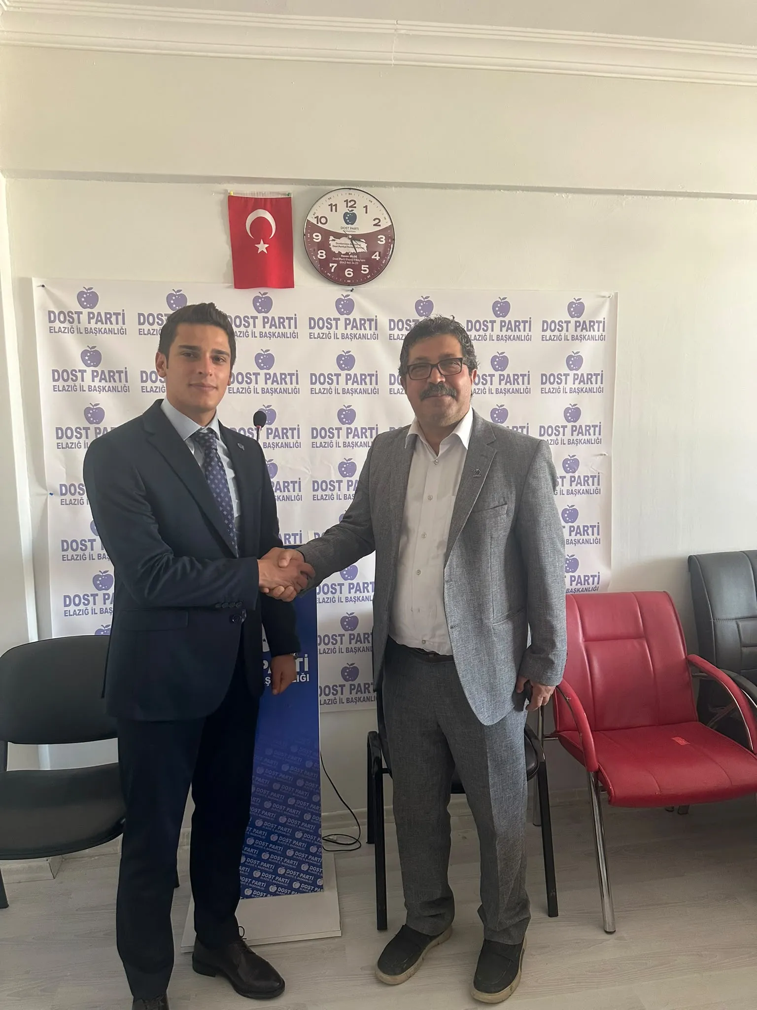 Manşet: DOST PARTİ DİYARBAKIR İL ƁAŞKANI ELAZIGDA