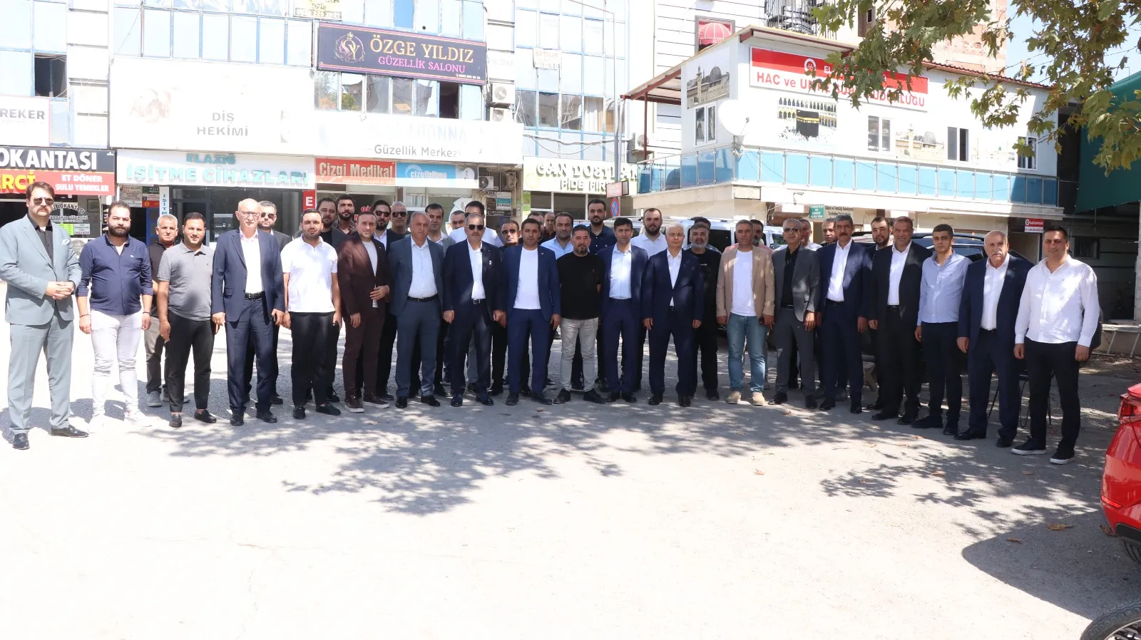 Manşet: BAŞKAN ALAN’A YOĞUN İLGİ
