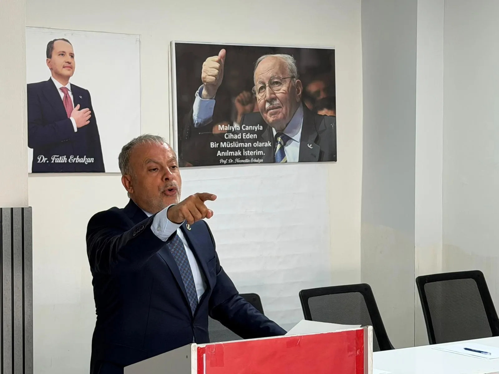 Manşet: YRP MKYK ÜYESİ MEHMET GÜL ADIYAMAN’DA TEŞKİLAT MENSUPLARIYLA BULUŞTU