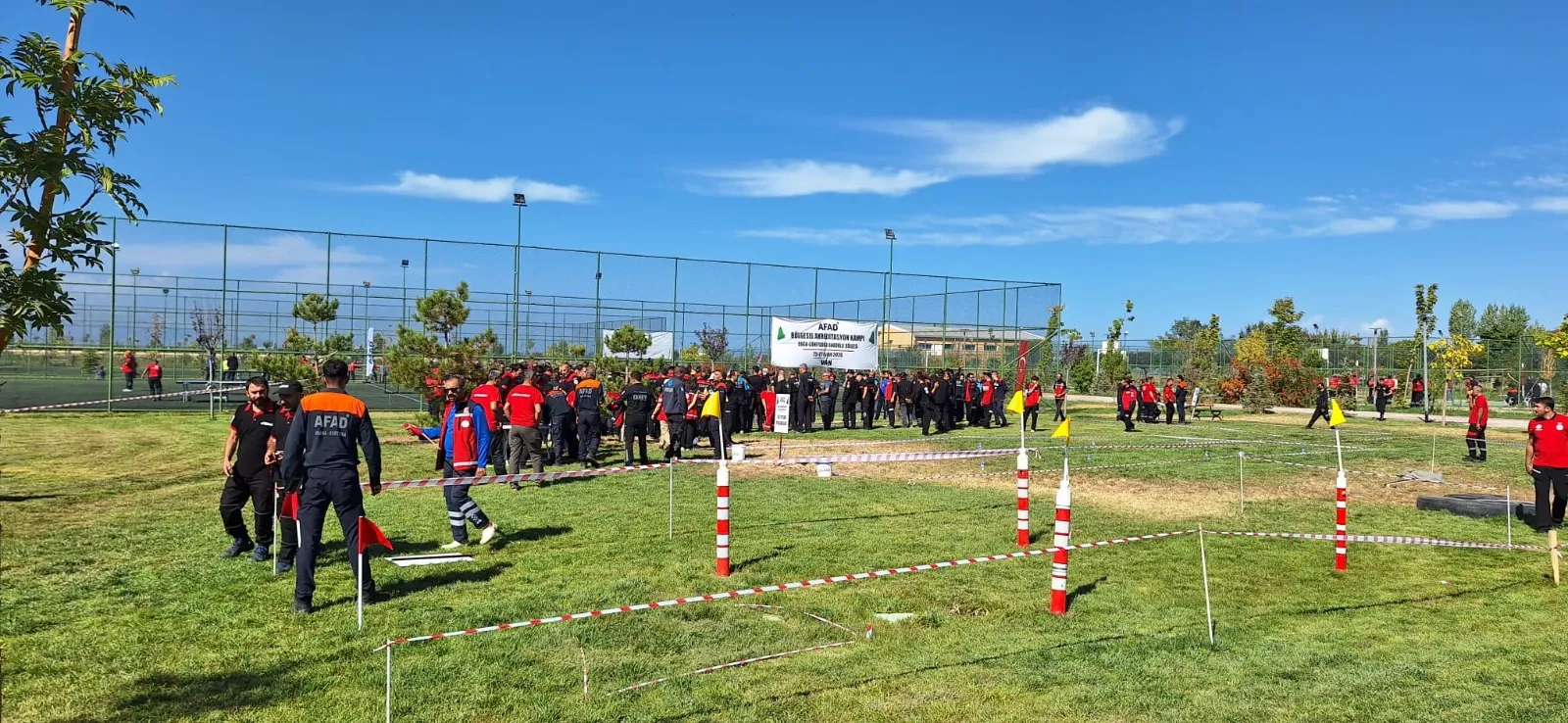 Manşet: ELBAK, AFAD BÖLGESEL AKREDİTASYON KAMPI’NA KATILDI