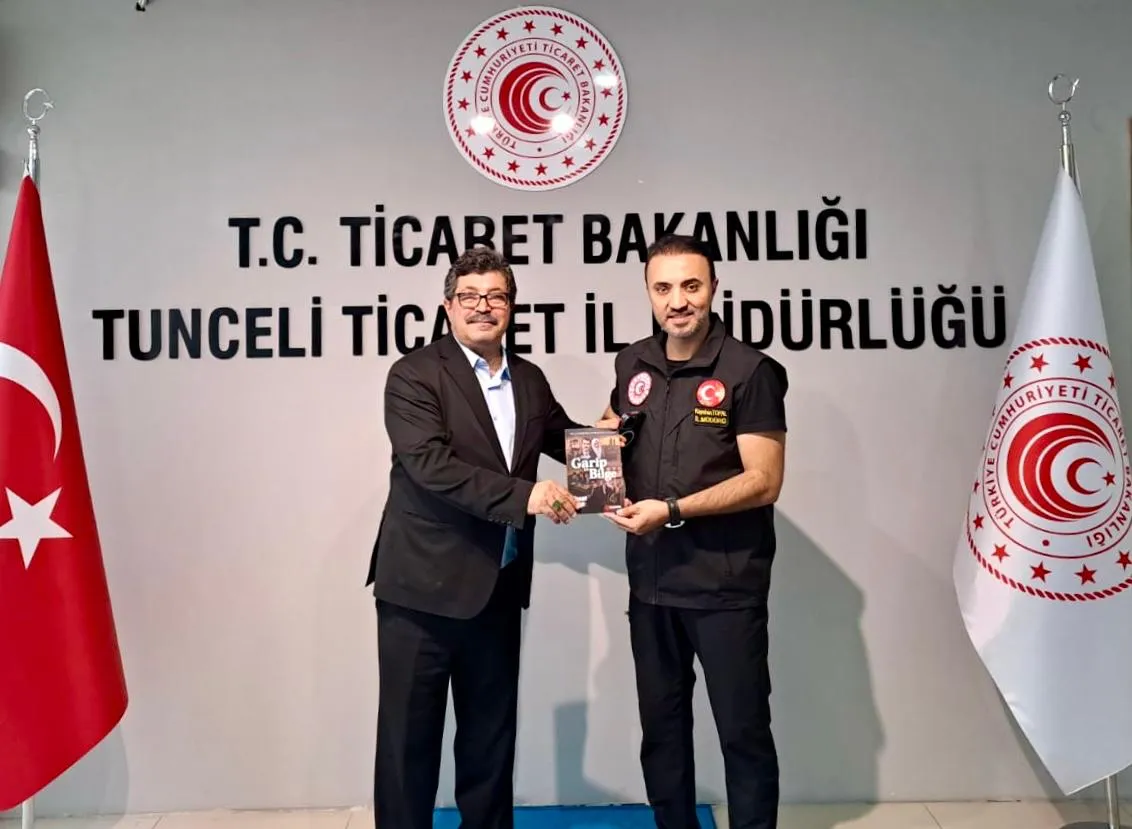 Manşet: BİLGE MEDYA 23’TEN TUNCELİ İL TİCARET MÜDÜRÜ KAYAHAN TOPAL’A ZİYARET