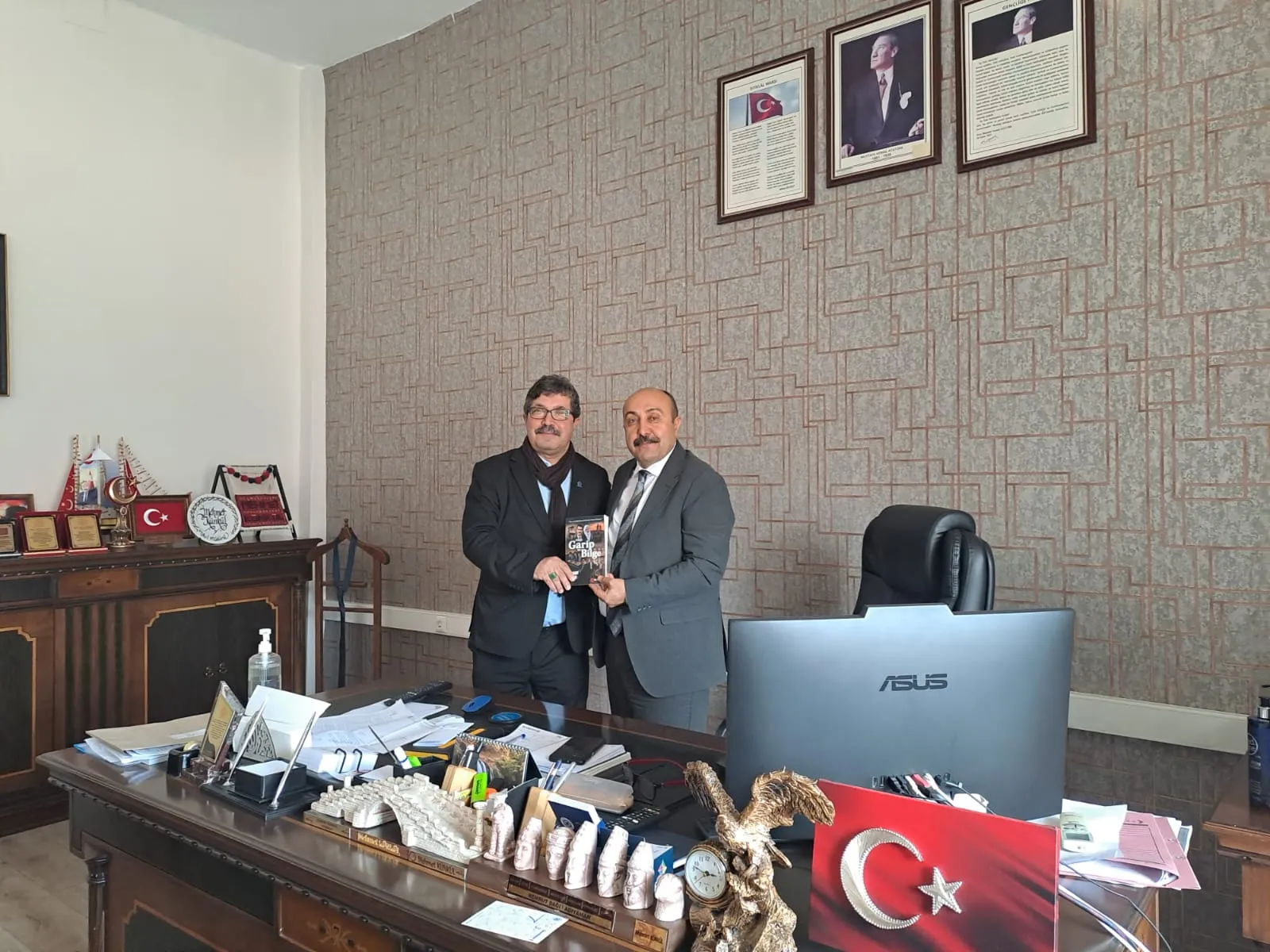 Manşet: BİLGE MEDYA 23 GRUP BAŞKANI’NDAN ELAZIĞ EĞİTİM KURUMLARINA ZİYARET