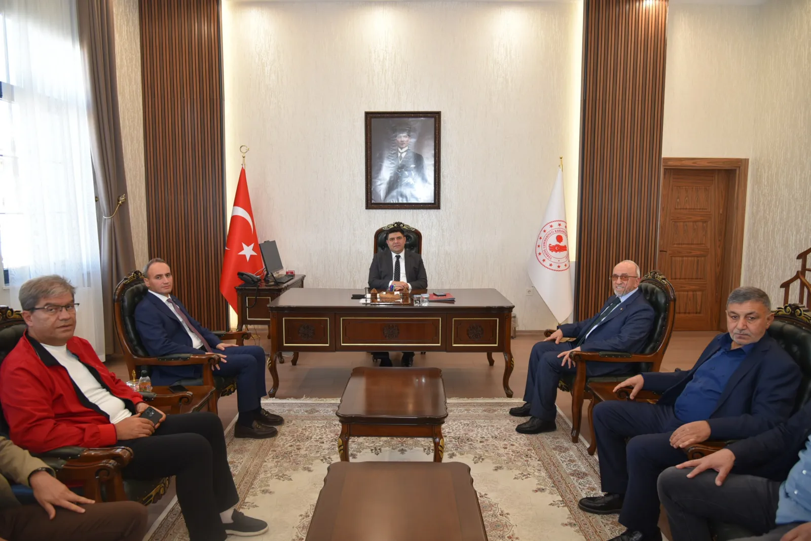 Manşet: ELAZIĞ TİCARET BORSASI VE MÜSİAD’DAN KARAKOÇAN’DA YATIRIM VE PROJE BULUŞMASI